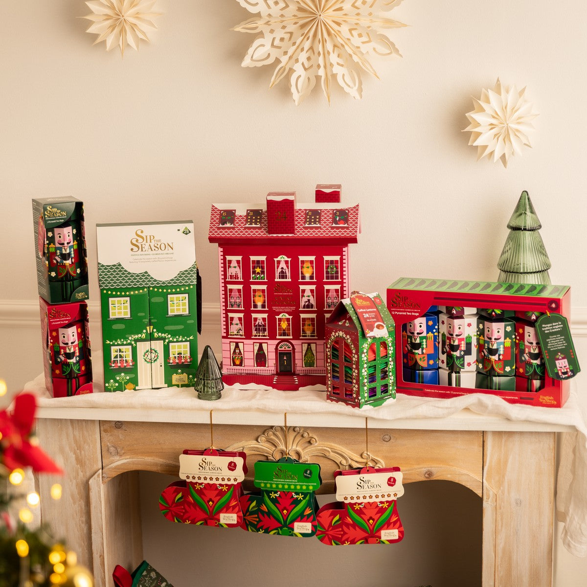 Sip The Season - la collection de Noël sur la cheminée