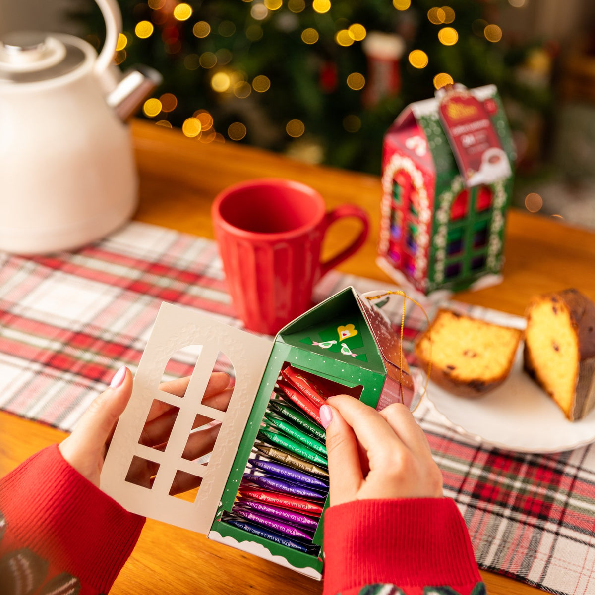 Coffret Lanterne – 24 sachets, 8 mélanges bio – Sip The Season